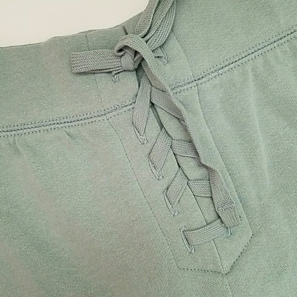 Pink Victoria's Secret shorts NWT - Picture 4 of 7